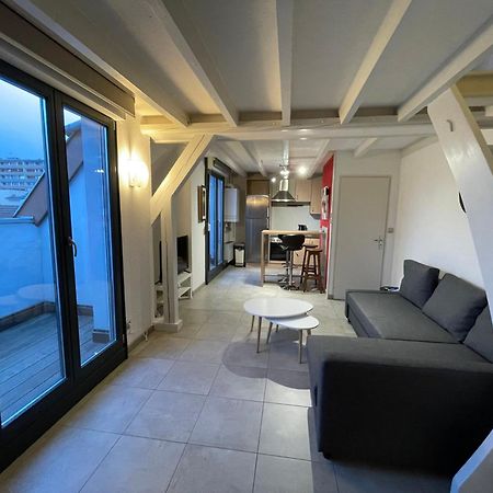 Fathala - Appartement Lumineux En Dernier Etage - Face A La Gare Routiere Sarrebourg Bagian luar foto