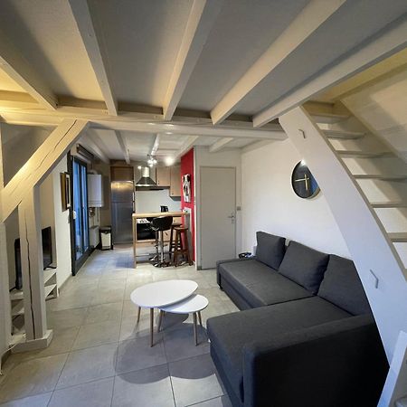 Fathala - Appartement Lumineux En Dernier Etage - Face A La Gare Routiere Sarrebourg Bagian luar foto